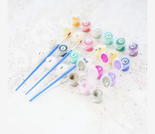 picture of paint pots and paint brushes